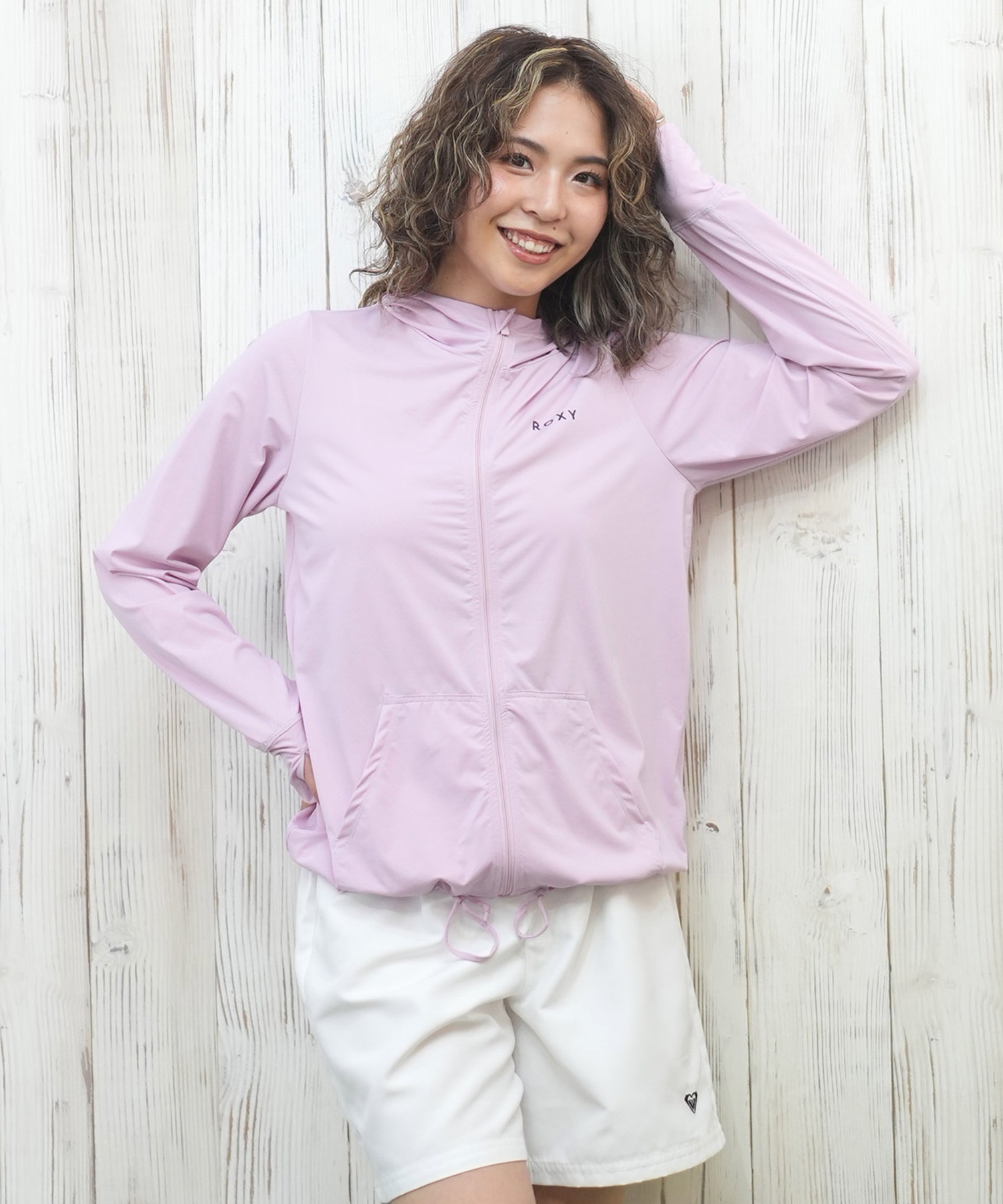 ROXYラッシュガードRLY251029