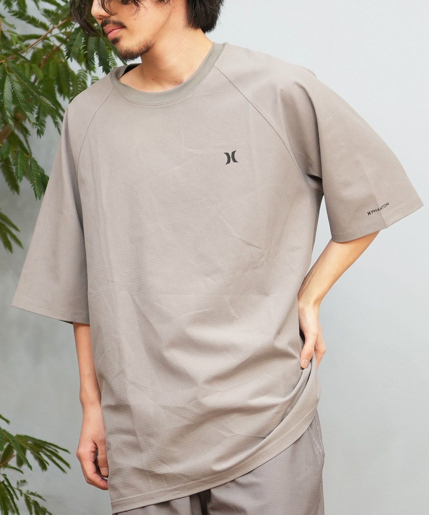 Hurley ハーレー 水着 ラッシュガード 半袖 Tシャツ メンズ ワンポイント ロゴ 水陸両用 撥水 吸水速乾 MUSS251089(SKHK-M)