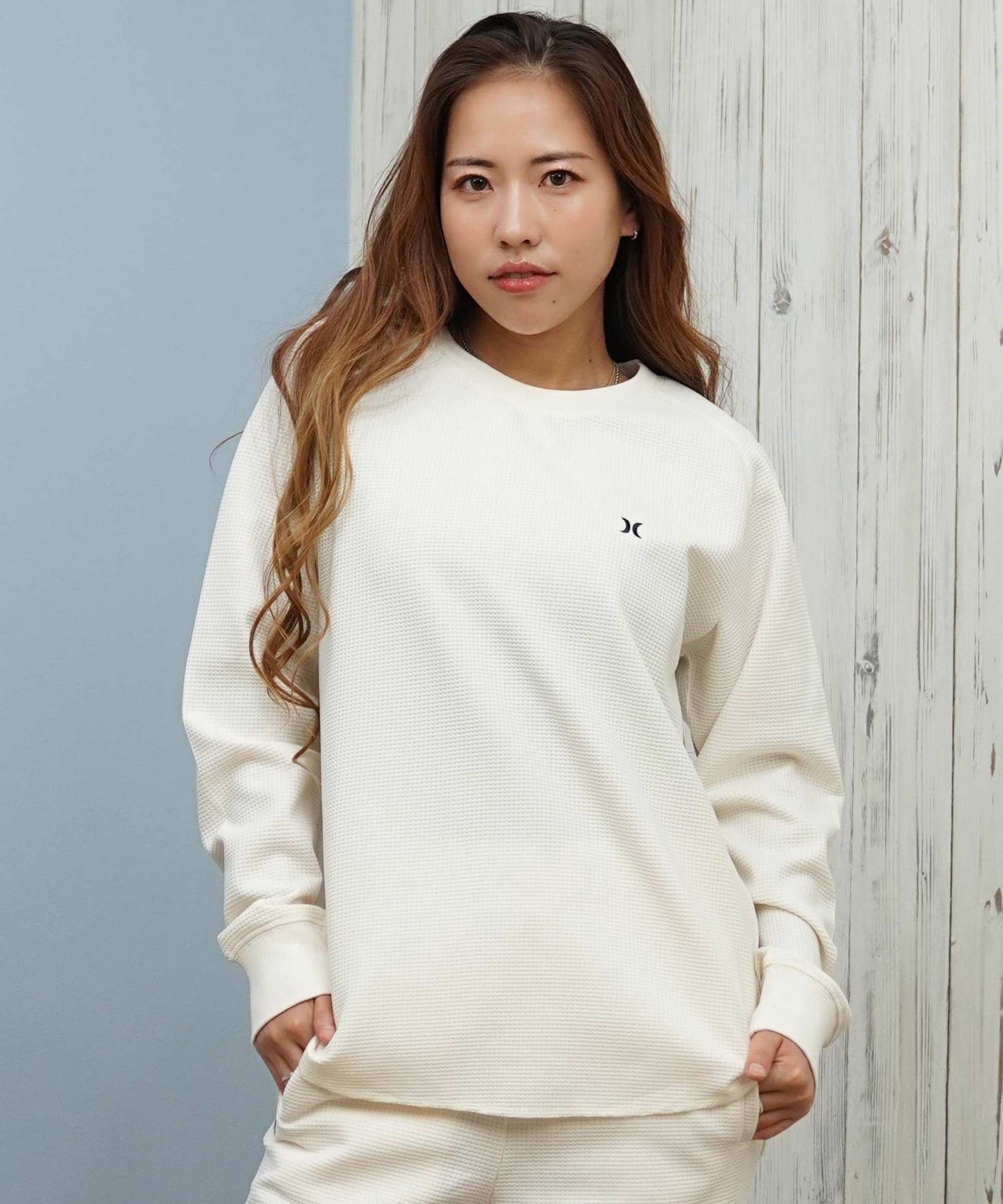 Hurley ハーレー 長袖 Tシャツ ロンT レディース サーマル ワッフル素材 ロゴ ワンポイント セットアップ対応 THERMAL LS TEE WCLS252046(OWHT-M)