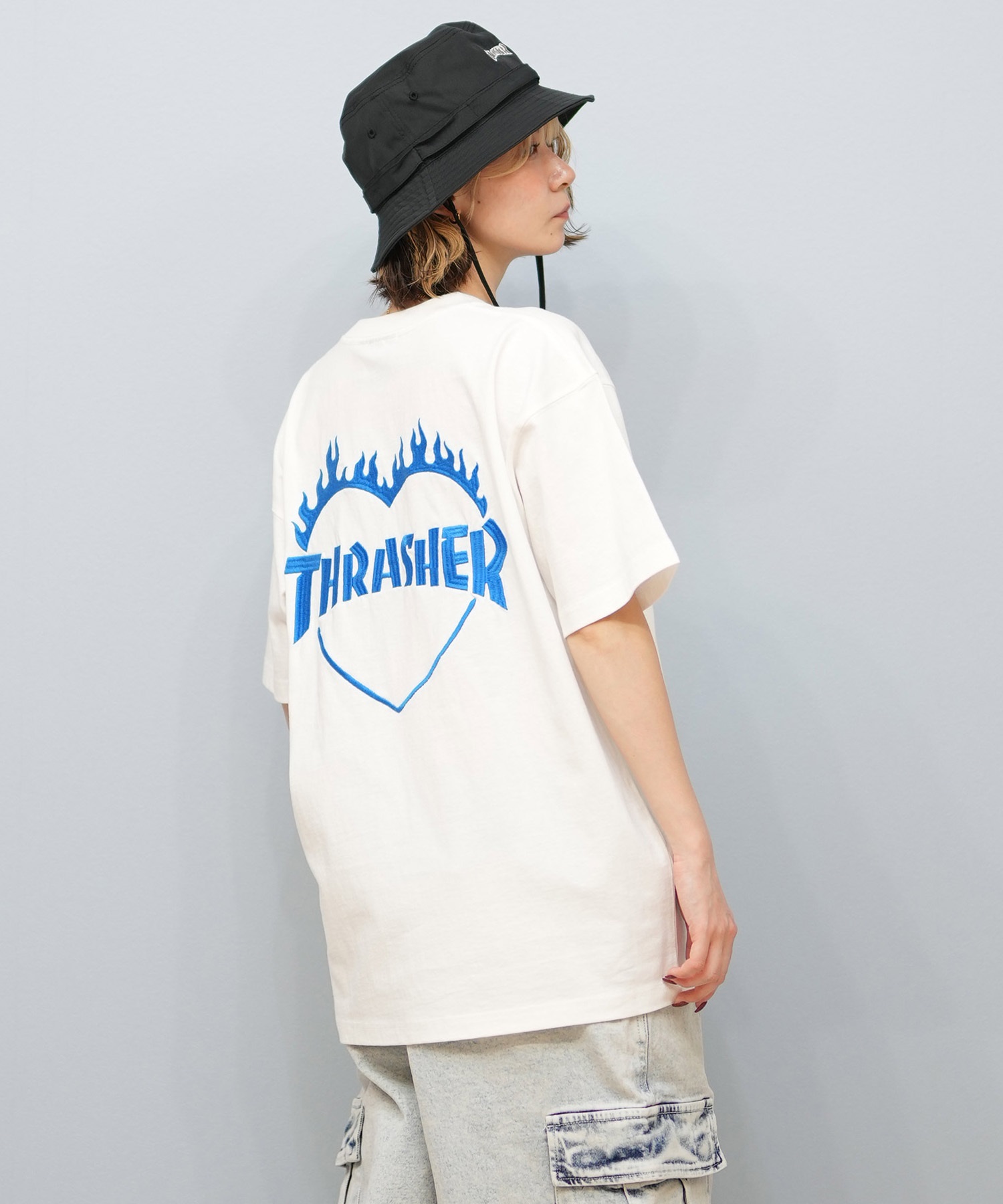 THRASHER スラッシャー 半袖 Tシャツ レディース バックプリント バーニングハート 252TH2ST030(WHT-2-M)