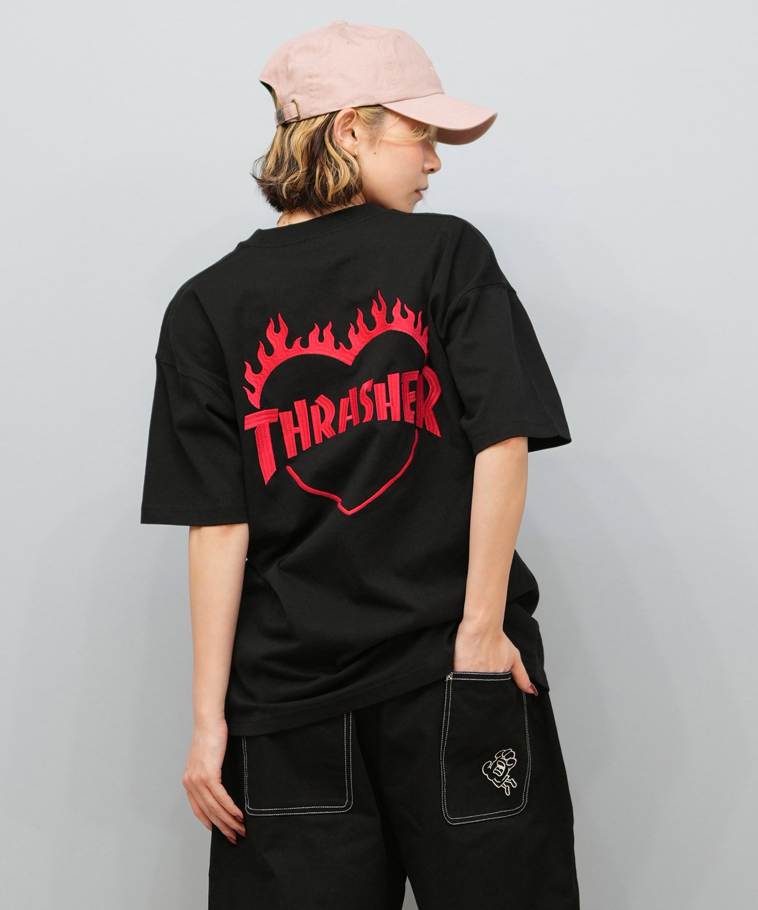 THRASHER スラッシャー 半袖 Tシャツ レディース バックプリント バーニングハート 252TH2ST030(BLK-1-M)