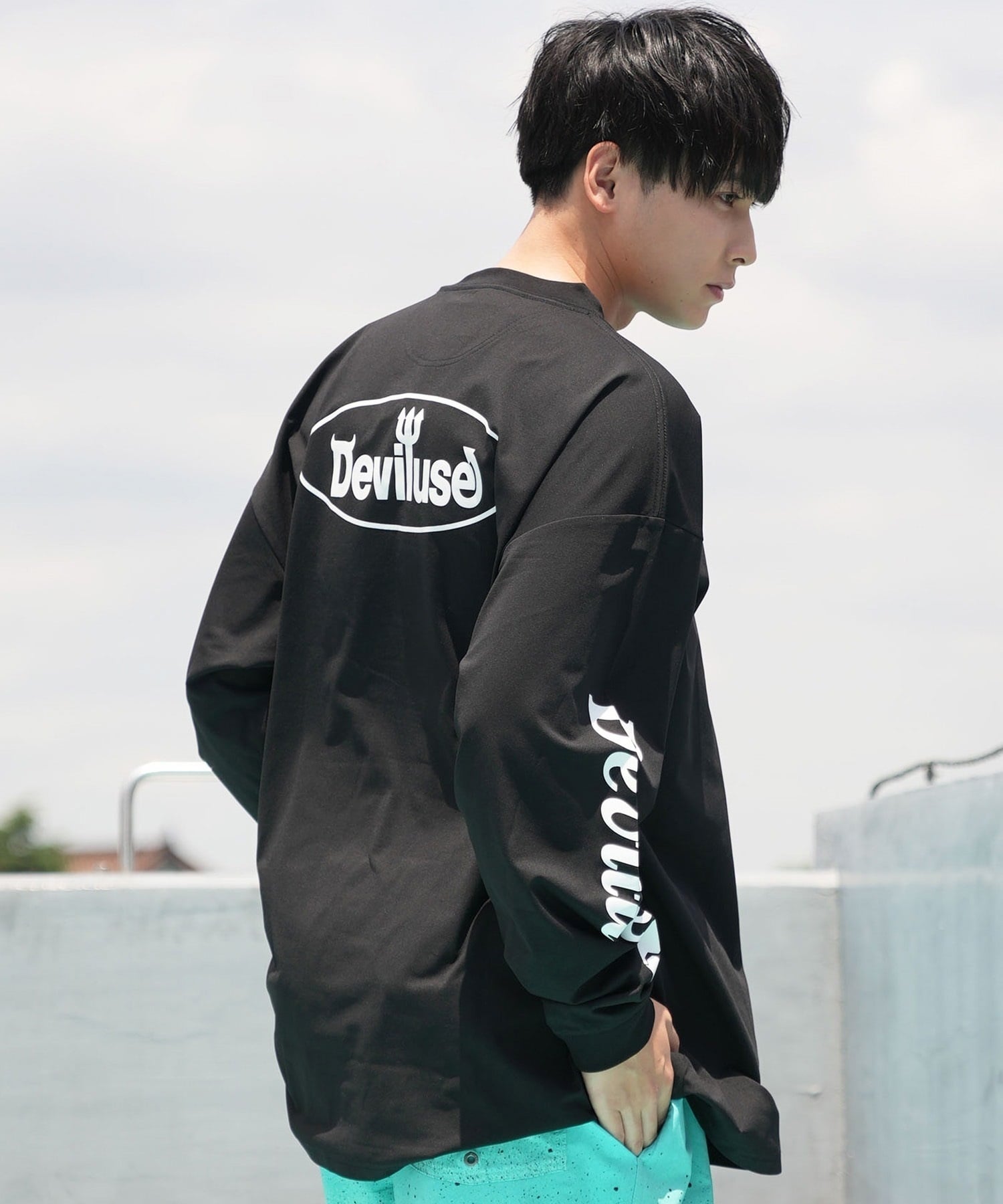 DEVILUSE デビルユース メンズ ラッシュガード 長袖 Tシャツ オーバーサイズ 水陸両用 ムラサキスポーツ限定 243OO1LT089DU(WHT-M)