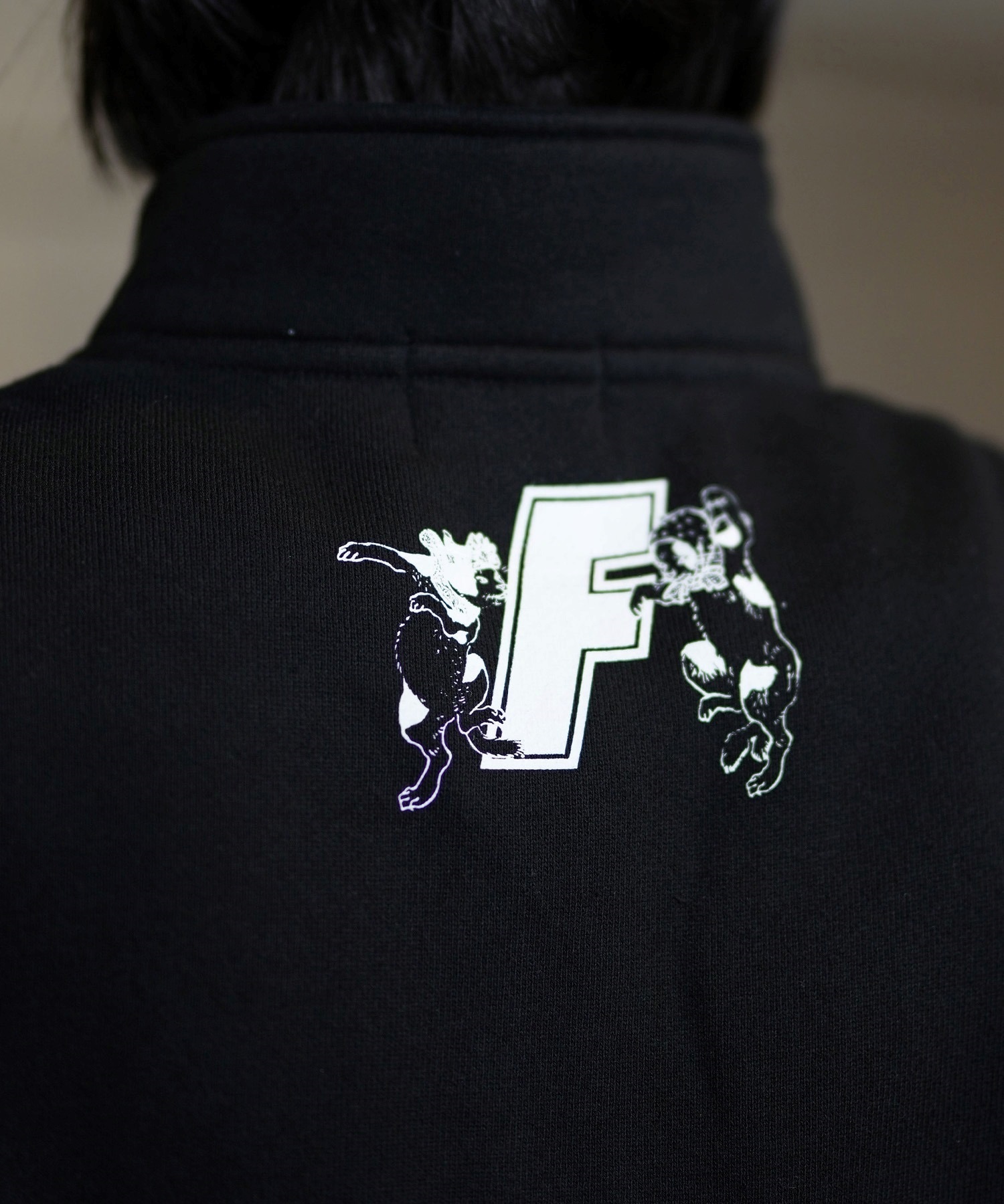 FORGET NEVER フォーゲットネバー ハーフジップトレーナー ビックシルエット 244OO1TR090FN	ムラサキスポーツ限定(BLK-M)