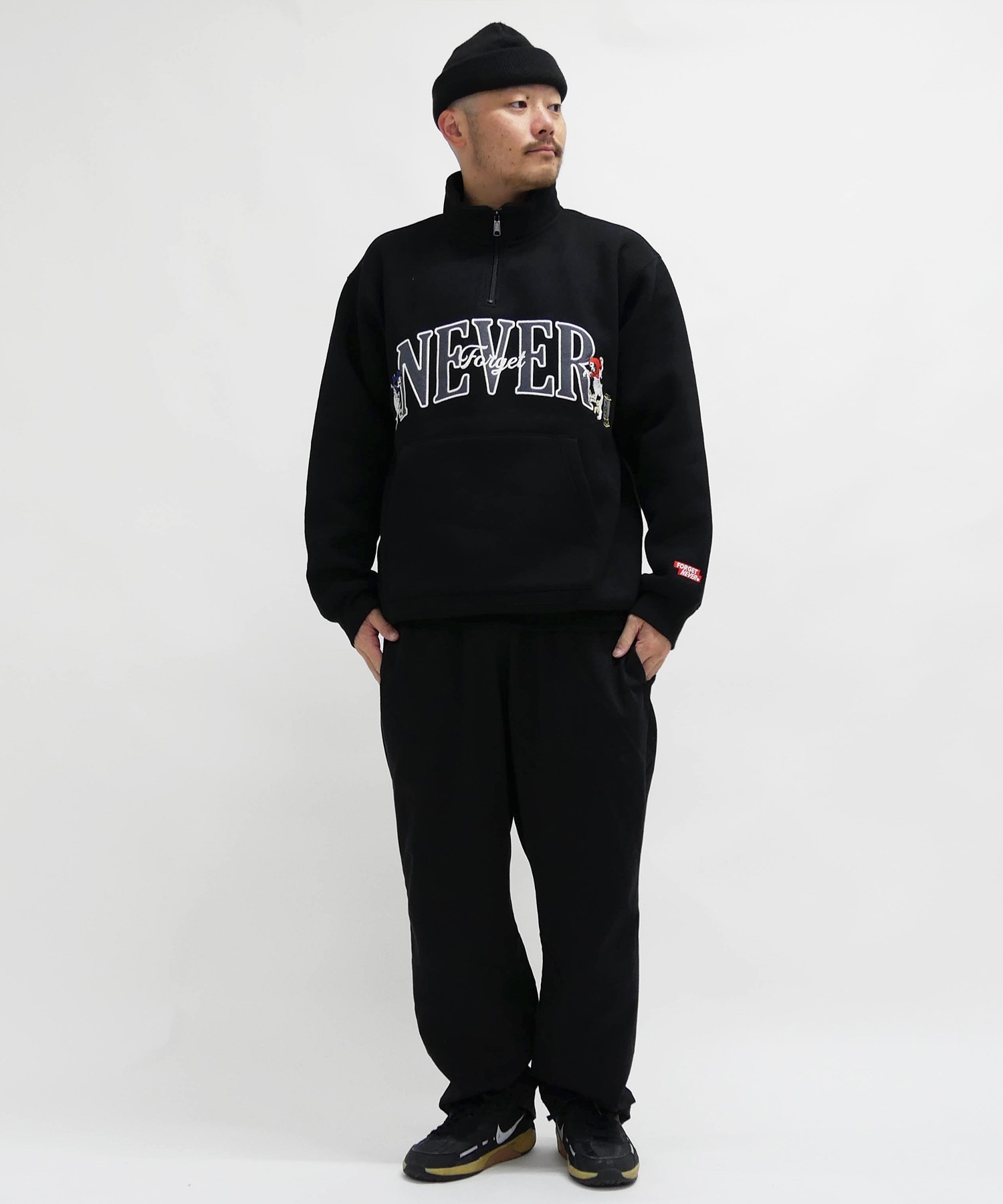 FORGET NEVER フォーゲットネバー ハーフジップトレーナー ビックシルエット 244OO1TR090FN	ムラサキスポーツ限定(BLK-M)