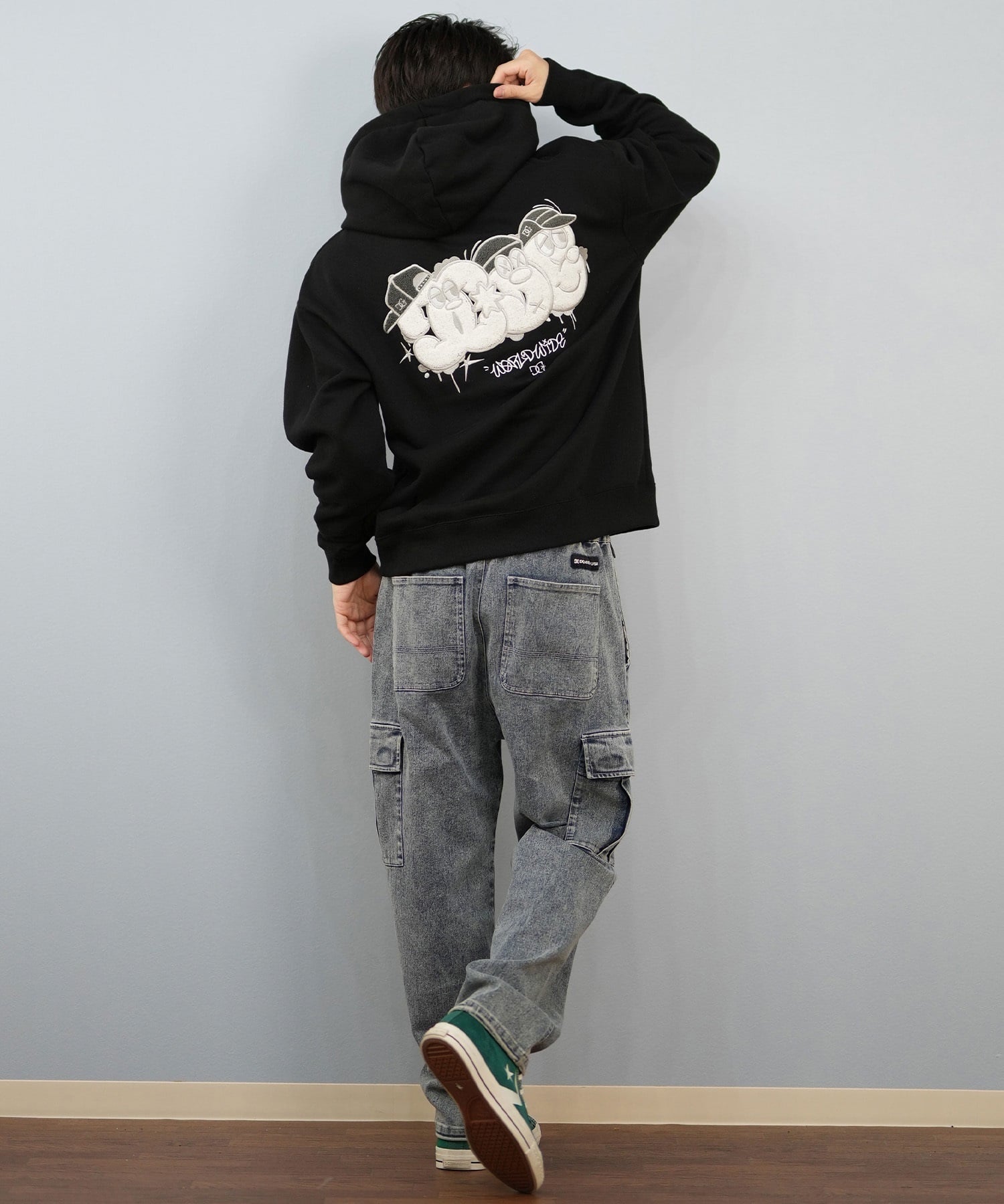 DC ディーシー プルオーバー パーカー メンズ バックプリント 25 SK CREW PH パーカー DPO254041(BLK-M)