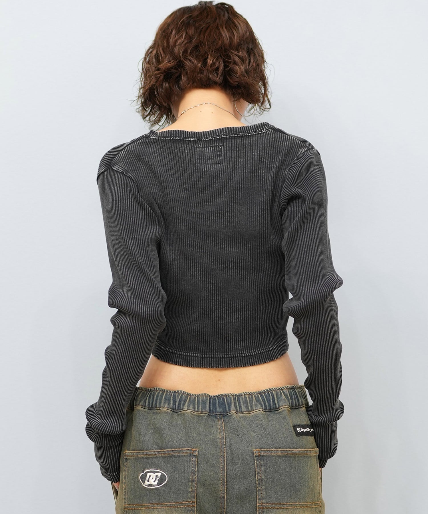 DC ディーシー 長袖 Tシャツ ロンT レディース クロップド丈 ショート丈 シンプル TELECO SHORT LS LLT254311(BES-M)