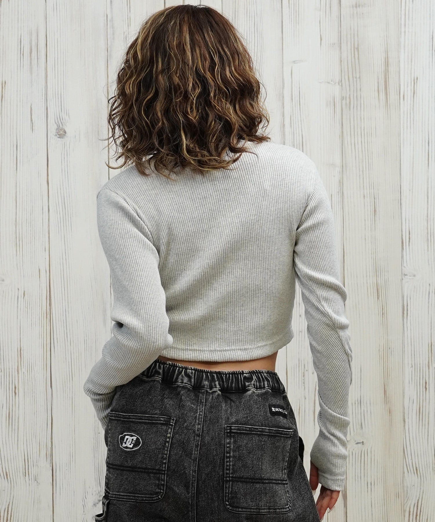 DC ディーシー 長袖 Tシャツ ロンT レディース クロップド丈 ショート丈 シンプル TELECO SHORT LS LLT254311(BES-M)