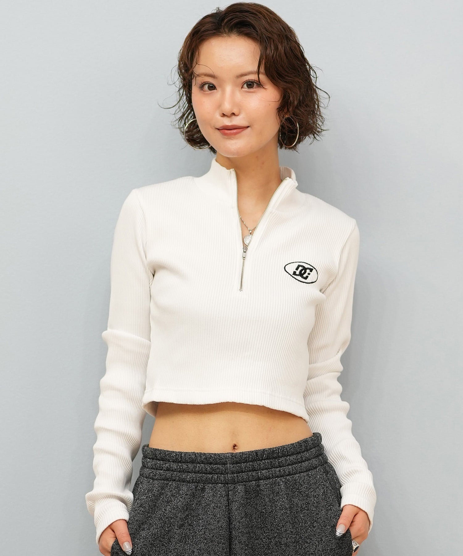 DC ディーシー 長袖 Tシャツ ロンT レディース クロップド丈 ショート丈 ハーフジップ LLT254312(BES-M)