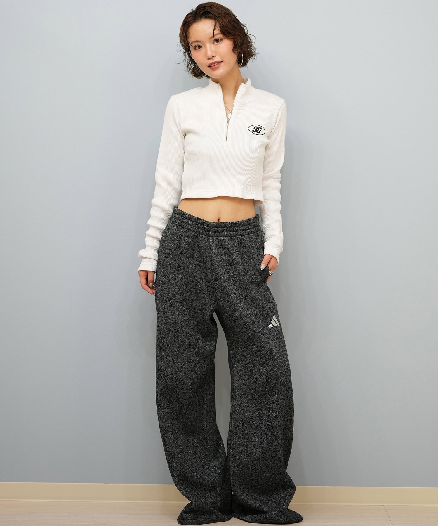 DC ディーシー 長袖 Tシャツ ロンT レディース クロップド丈 ショート丈 ハーフジップ LLT254312(BES-M)