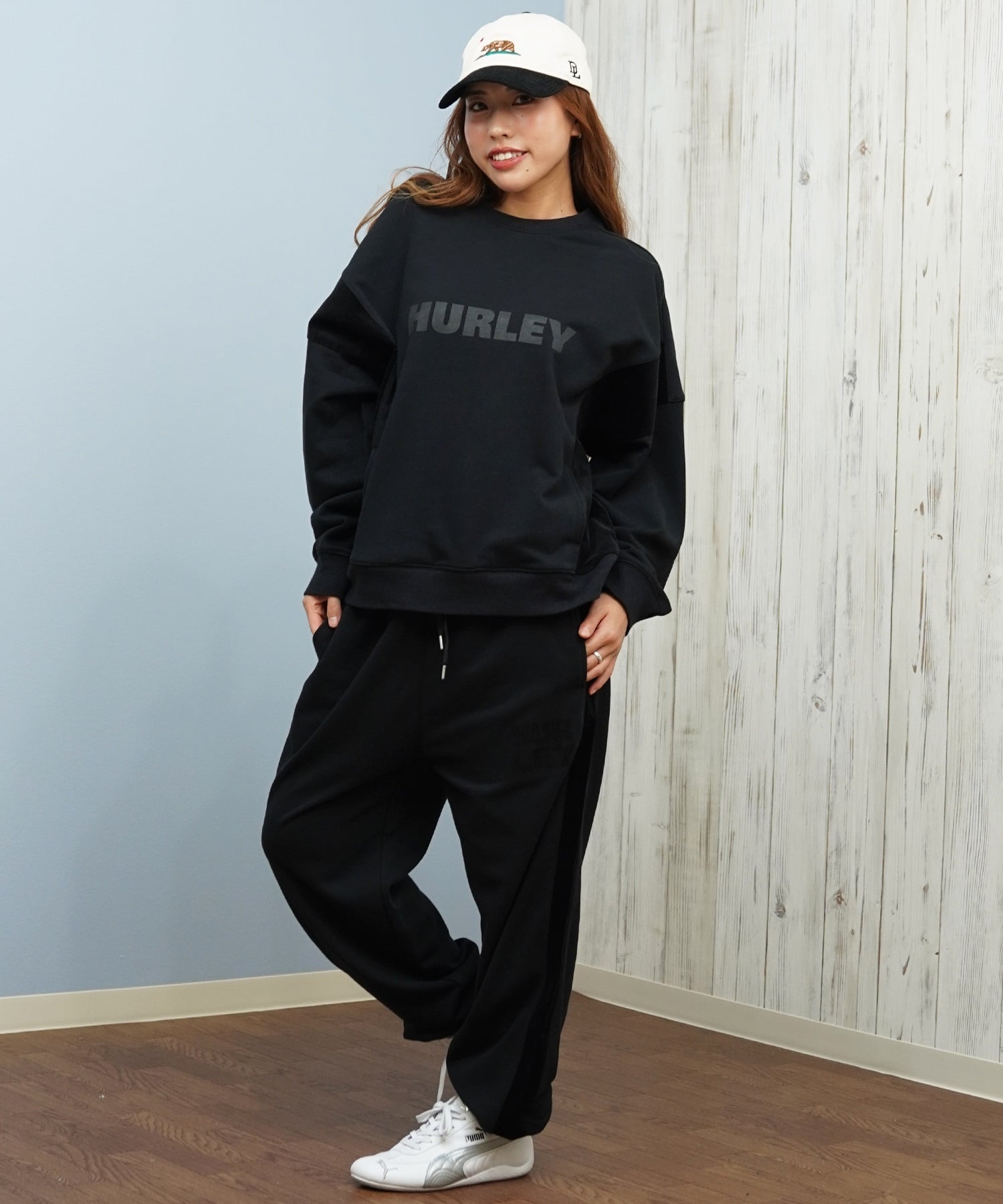 Hurley ハーレー ロングパンツ レディース スウェット ライン ウエストゴム 異素材ミックス セットアップ対応 TERRY CDR SWITCHING PANTS WCFB252024(OWHT-M)