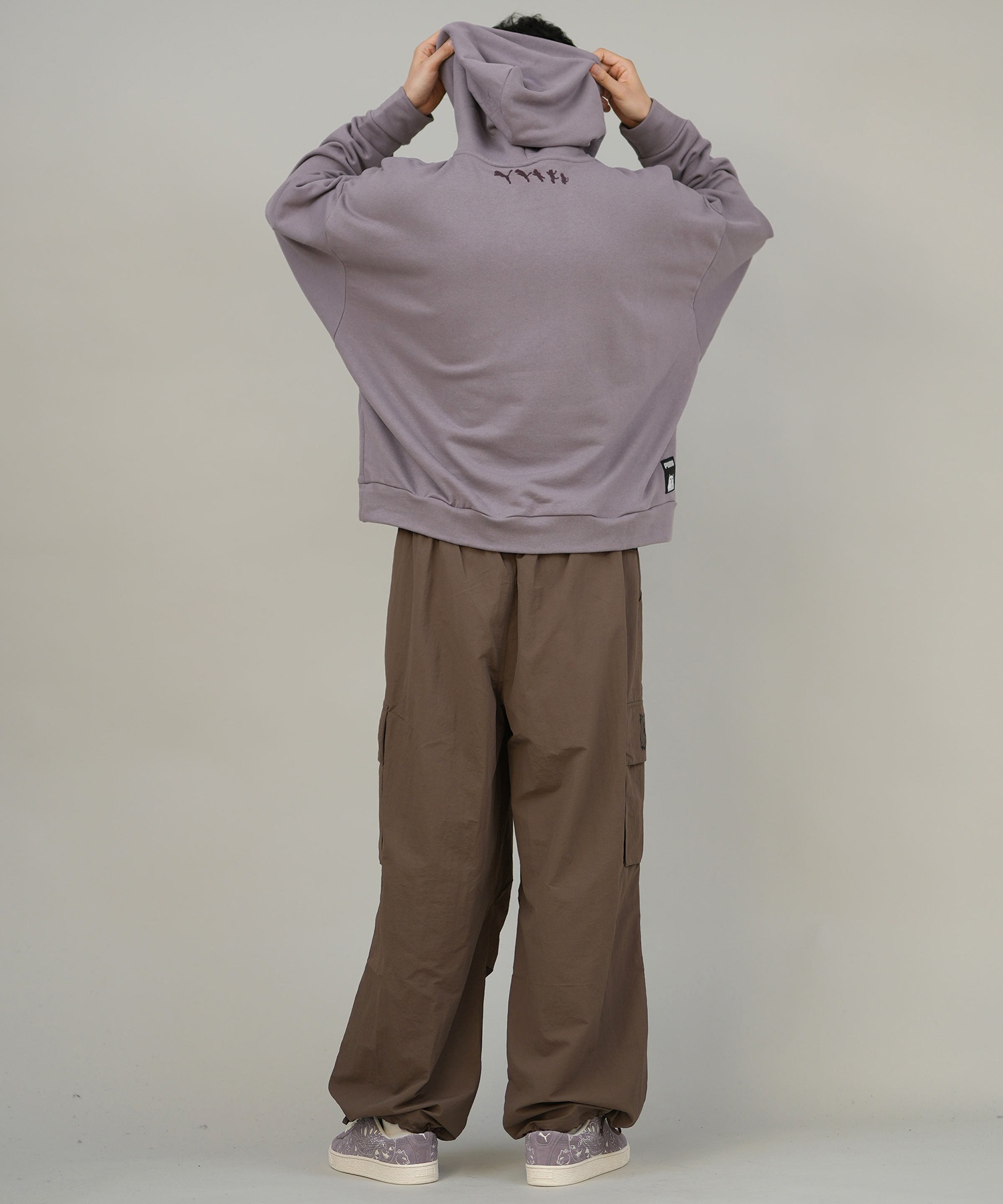 9月27日発売 PUMA プーマ × RIPNDIP リップンディップ コラボ メンズ ボクシー グラフィック フーディ プルオーバー パーカー 裏毛 632414(01-M)