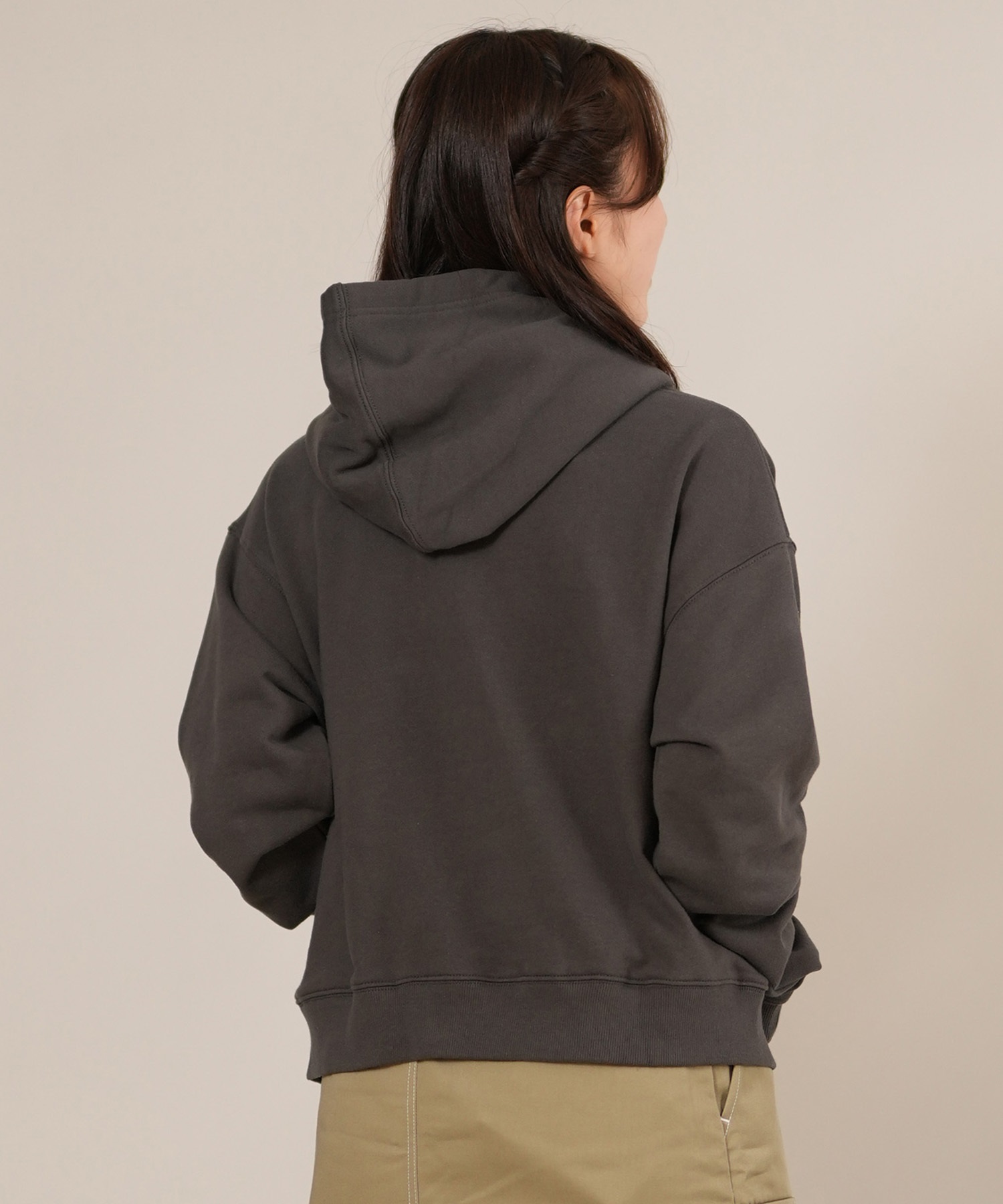 RIKKA FEMME リッカファム プルオーバー パーカー レディース スウェット フーディー ワンポイント 刺繍 裏毛 RF25FW17(IVO-FREE)