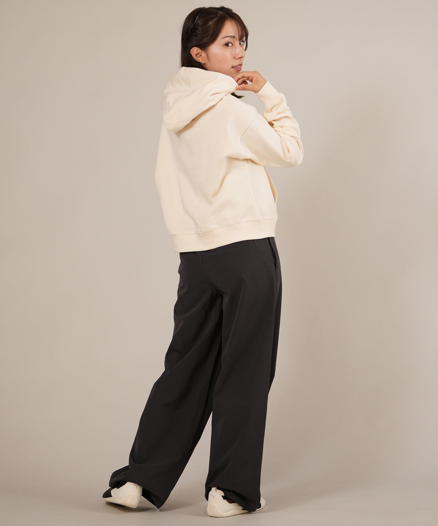 RIKKA FEMME リッカファム プルオーバー パーカー レディース スウェット フーディー ワンポイント 刺繍 裏毛 RF25FW17(IVO-FREE)