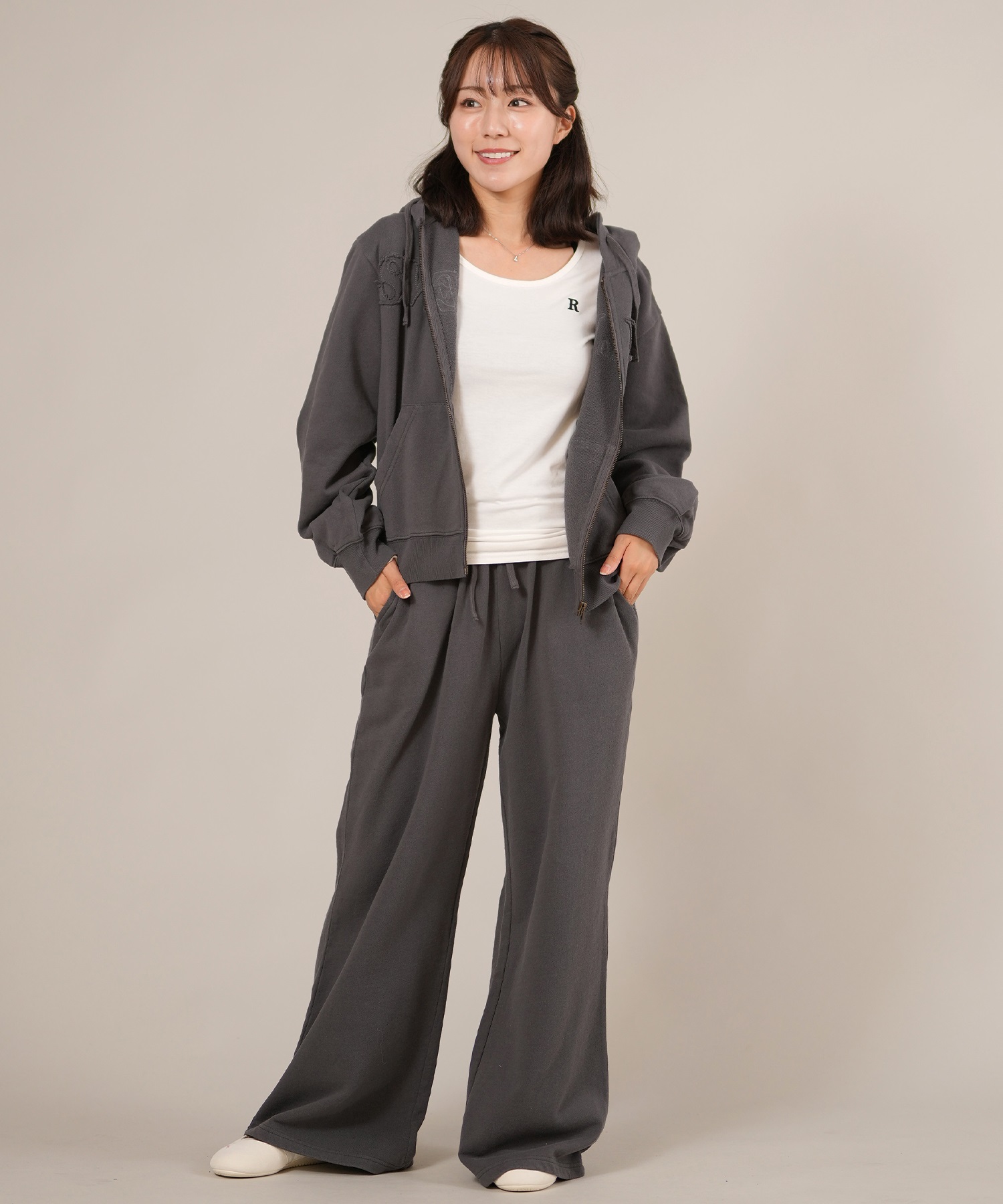 RIKKA FEMME リッカファム ジップアップ パーカー レディース スウェット フーディー ロゴ ワッペン 裏毛 セットアップ対応 RF25FW09(CGY-FREE)