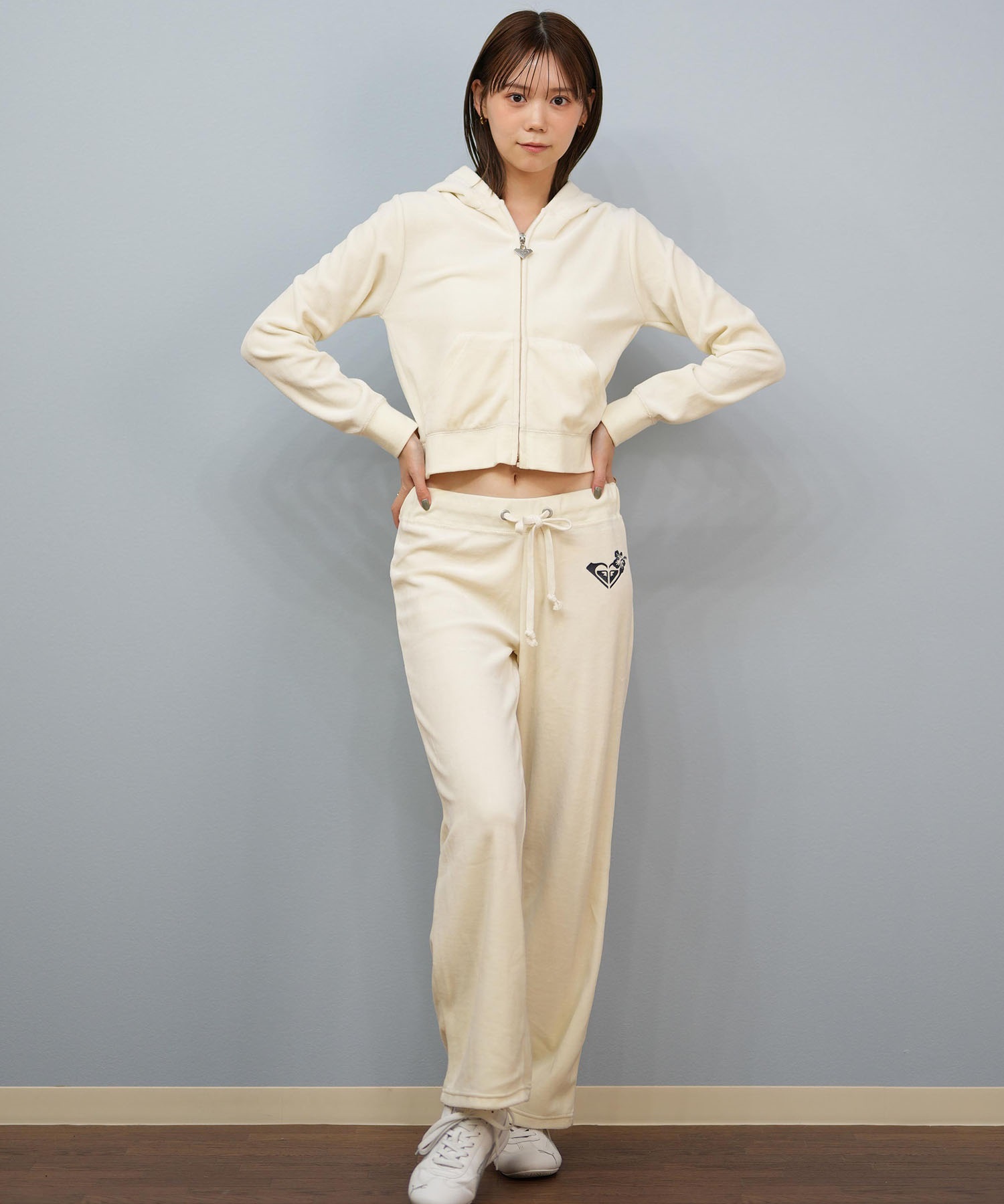 ROXY ロキシー × MANA ジップアップ パーカー レディース ベロア ショート丈 セットアップ対応 ROXY CRUISERS RZP254617T(NVY-M)