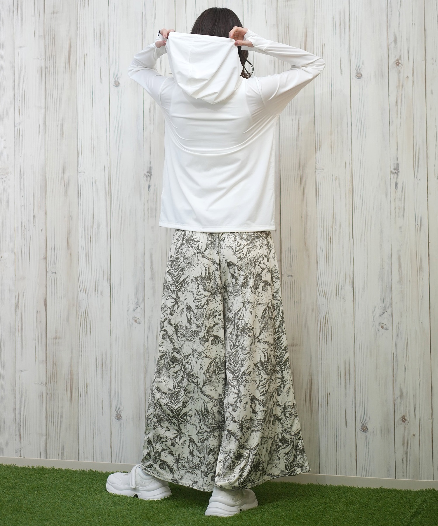 ROXY ロキシー 水着 レディース ラッシュガード ジップアップ パーカー UVカット 接触冷感 速乾 軽量 AURORA RLY251029(WHT-S)