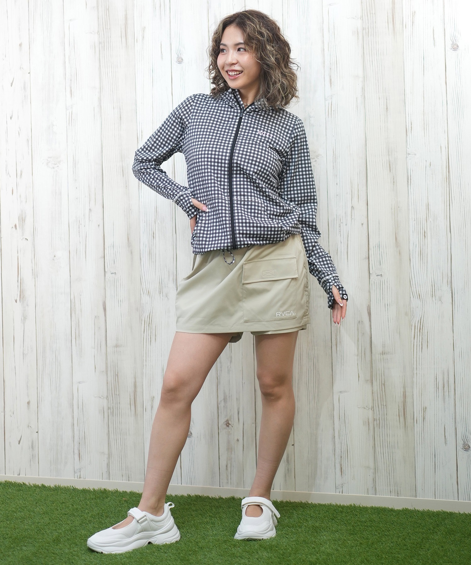 ROXY ロキシー 水着 レディース ラッシュガード ジップアップ パーカー UVカット 接触冷感 速乾 軽量 AURORA RLY251029(WHT-S)