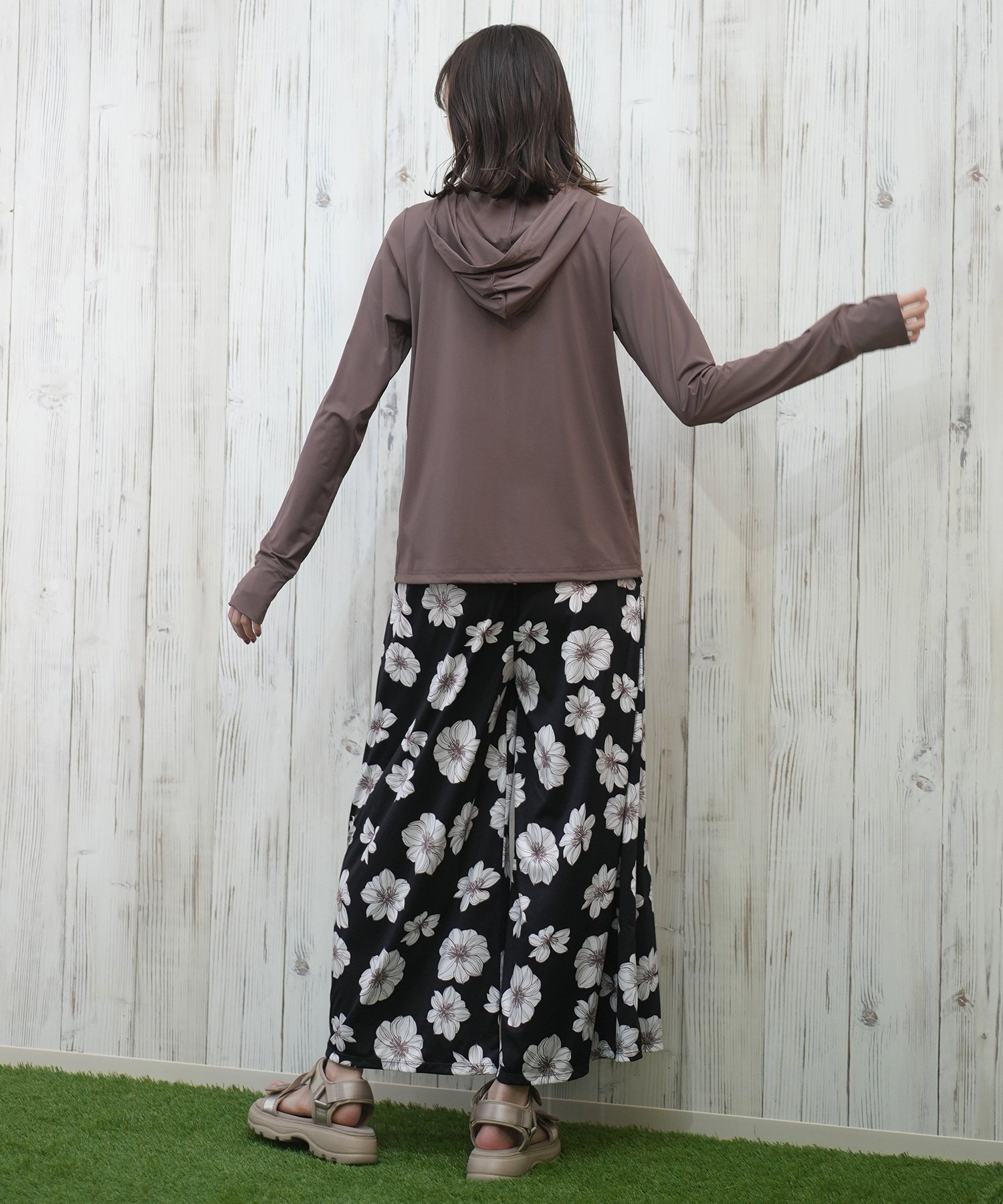 ROXY ロキシー 水着 レディース ラッシュガード ジップアップ パーカー UVカット 接触冷感 速乾 軽量 AURORA RLY251029(WHT-S)