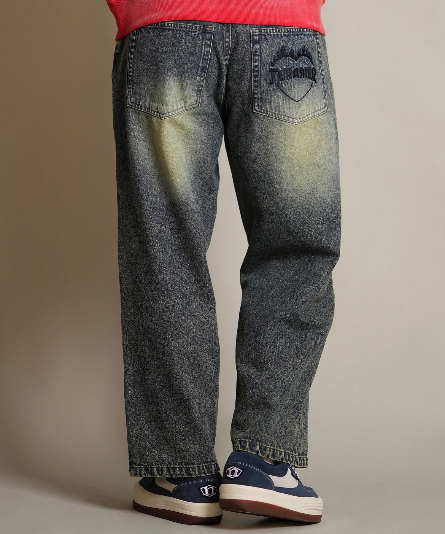 THRASHER スラッシャー ロングパンツ メンズ デニム パンツ Gパン 古着風 ウォッシュ加工 ダメージ加工 ヴィンテージ加工 254TH1LP140(BLK-M)