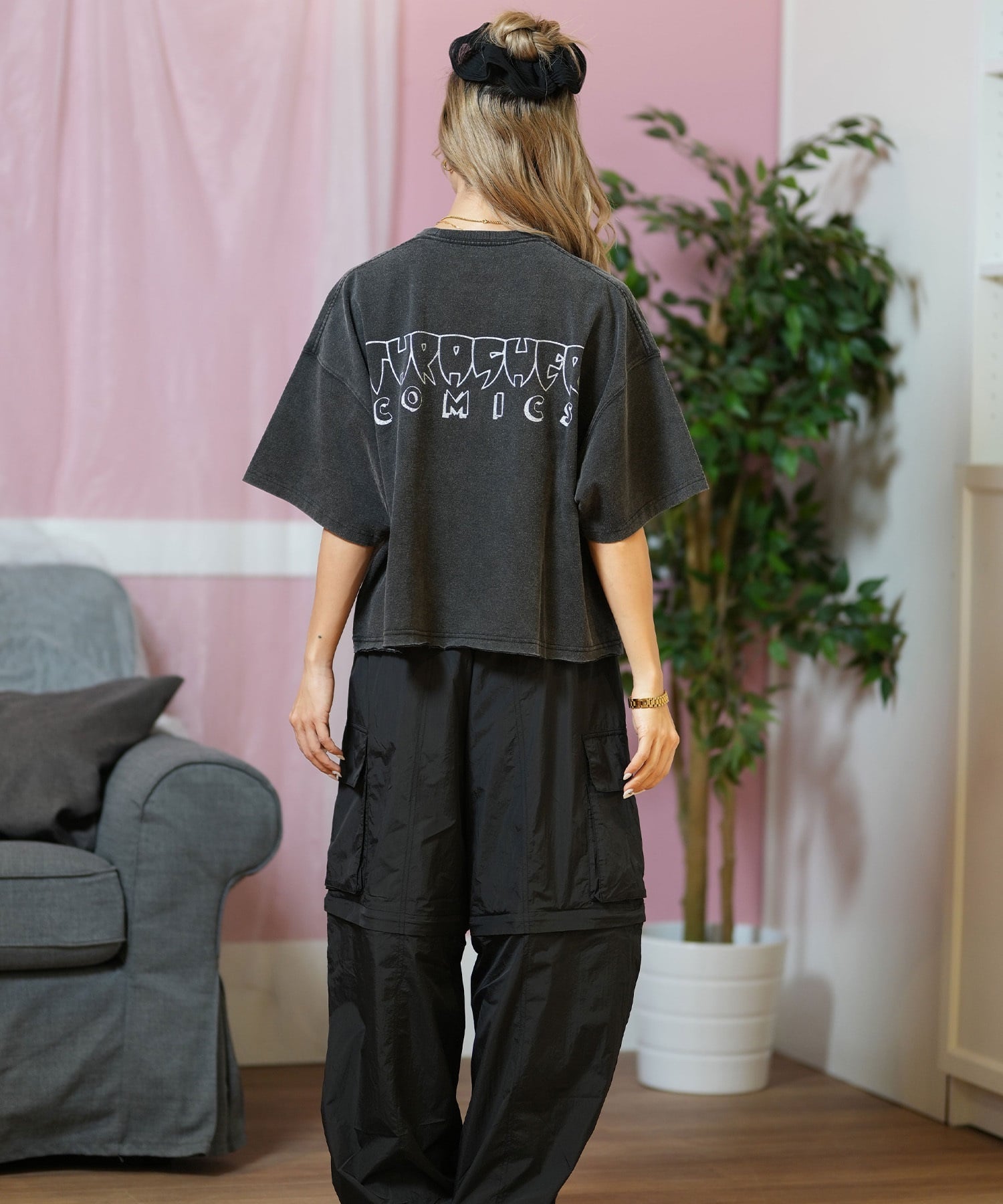 THRASHER スラッシャー 半袖 Tシャツ レディース コミックプリント クロップド丈 252TH2ST026(BLK-1-FREE)