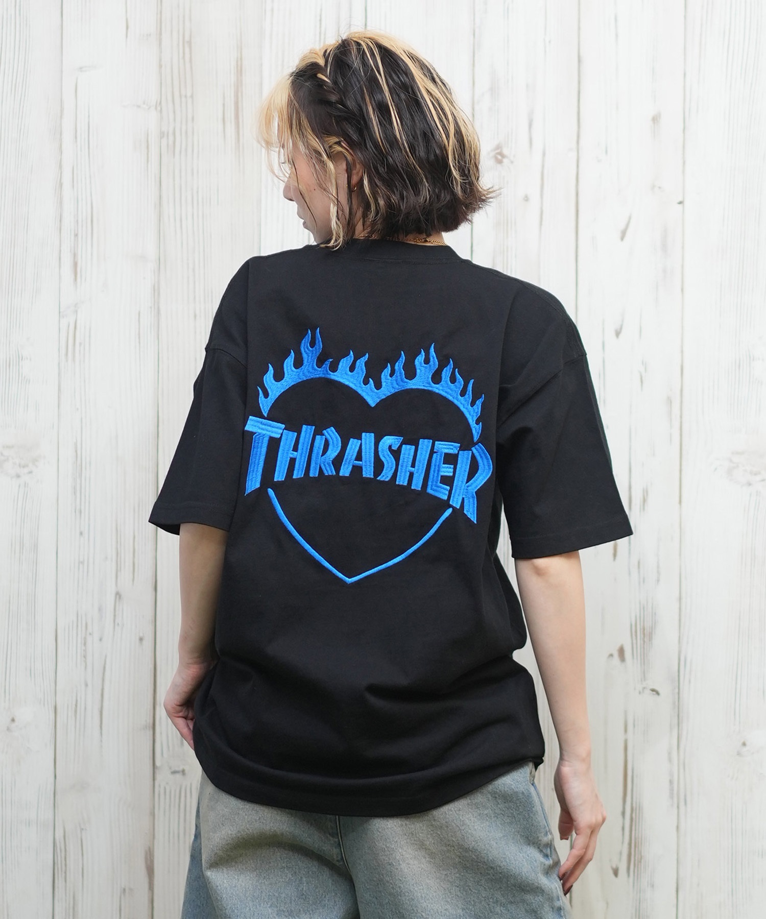 THRASHER スラッシャー 半袖 Tシャツ レディース バックプリント バーニングハート 252TH2ST030(WHT-1-M)