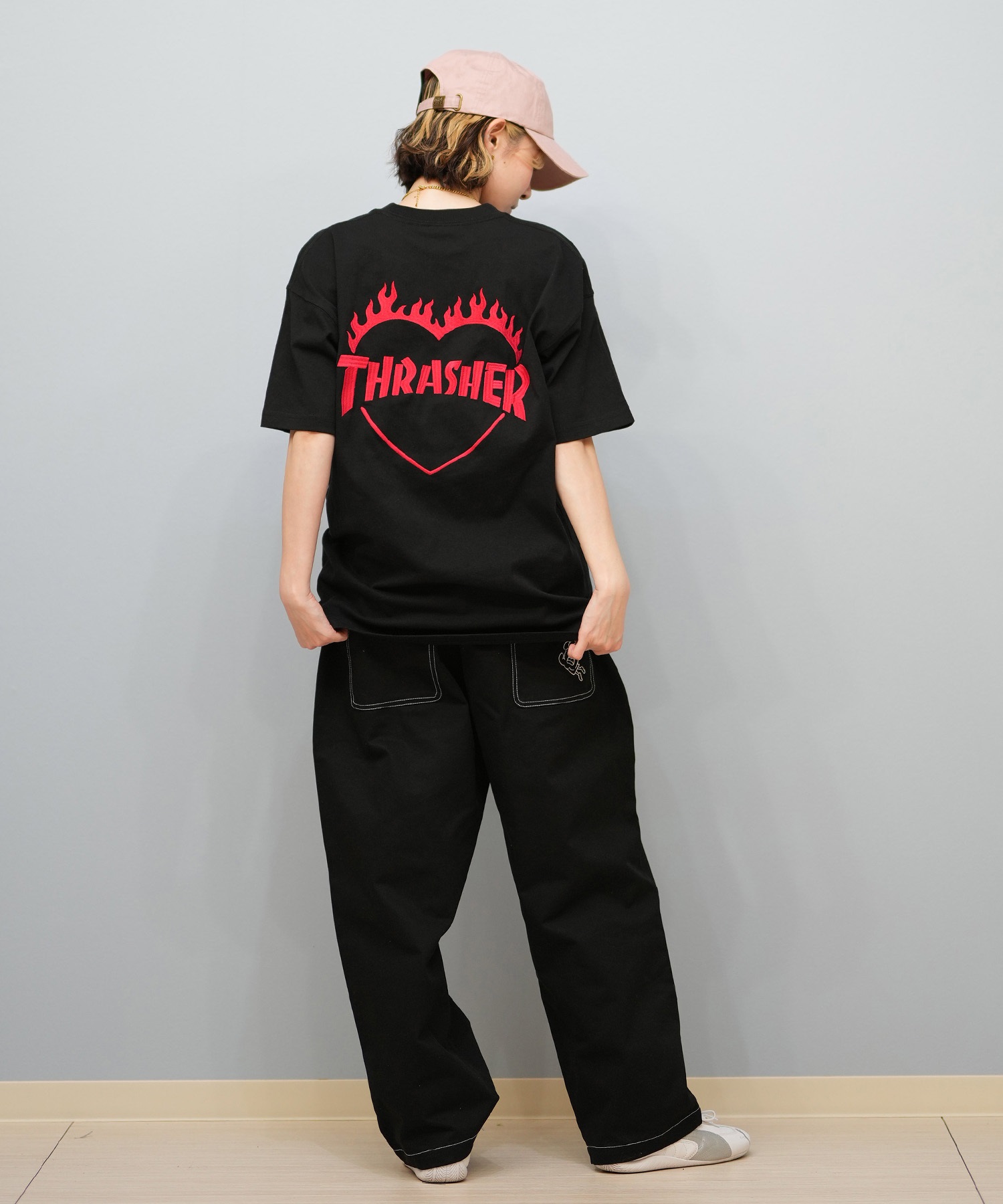 THRASHER スラッシャー 半袖 Tシャツ レディース バックプリント バーニングハート 252TH2ST030(WHT-1-M)