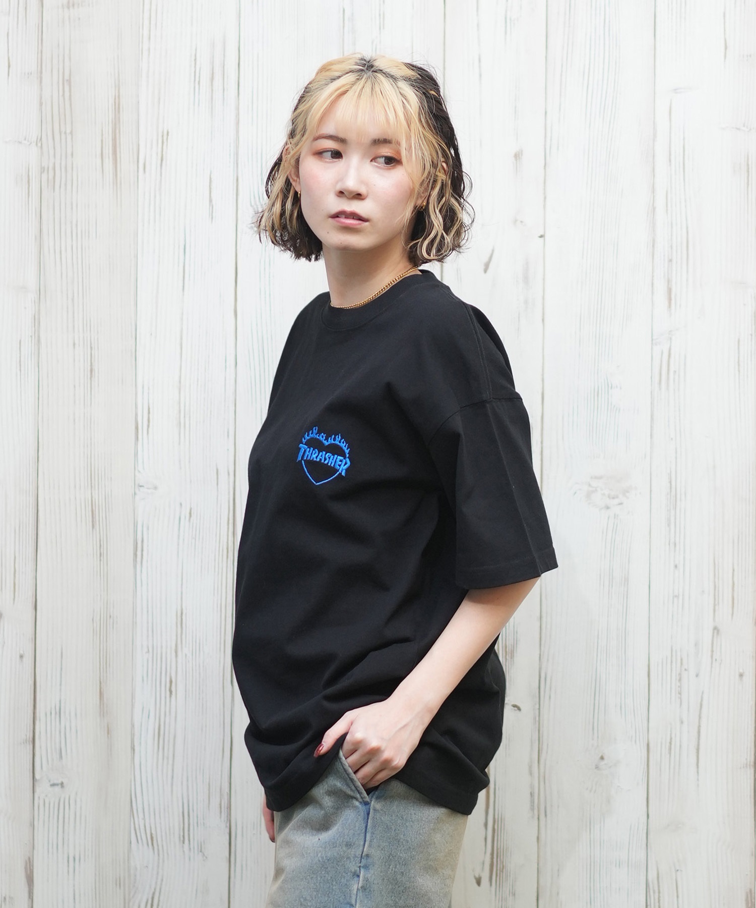 THRASHER スラッシャー 半袖 Tシャツ レディース バックプリント バーニングハート 252TH2ST030(WHT-1-M)