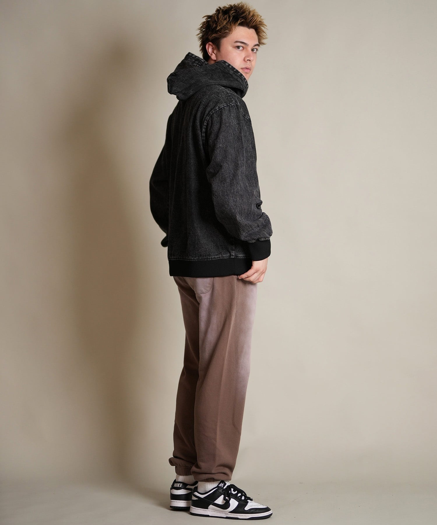 DEAR LAUREL ディアローレル デニム パーカー ジャケット メンズ ジップアップ フーディー ウォッシュ加工 ヴィンテージ風 DENIM PARKA JK D25F-0105(BLK-M)