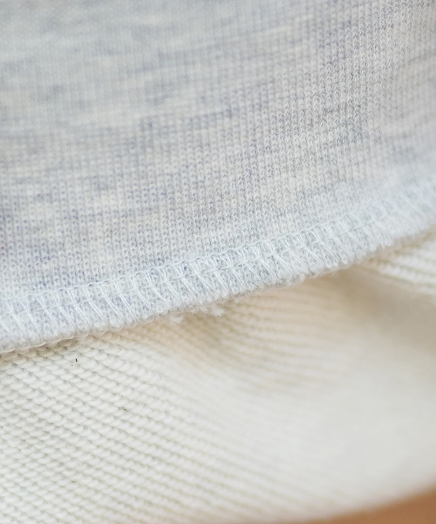 RVCA ルーカ プルオーバー パーカー レディース スウェット フーディー ショート丈 バックプリント ドルマンスリーブ 裏毛 BF044-012(BLK-S)