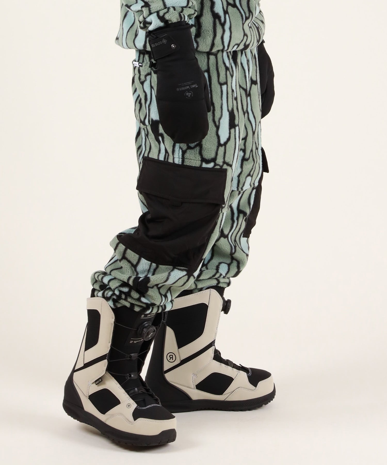 AUTUMN オータム BASK CARGO PANT スノーボード ウェア インナーウェア ユニセックス ムラサキスポーツ 25-26モデル MM D25【2526】(BARKCAMO-S)